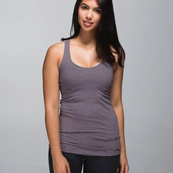 Lululemon racerback tank top - great condition! Size 4 - Picture 1 of 6